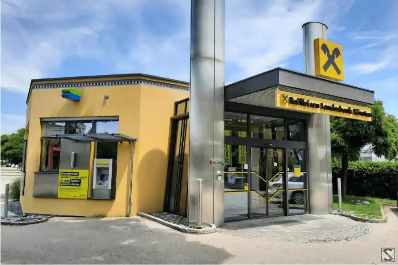 Bild des Hauses in dem die Raiffeisen Landesbank Kiagenfurt Welzenegg untergebracht ist